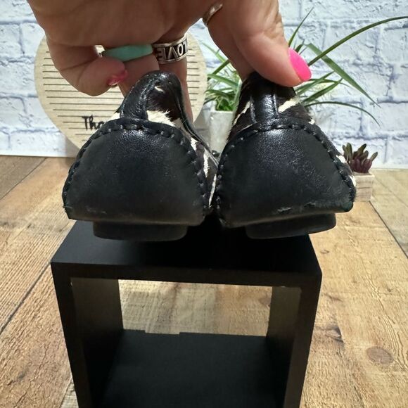 Michael Kors Women's Fulton Printed Hair-calf Moccasin Flats Black/White - Picture 12 of 13